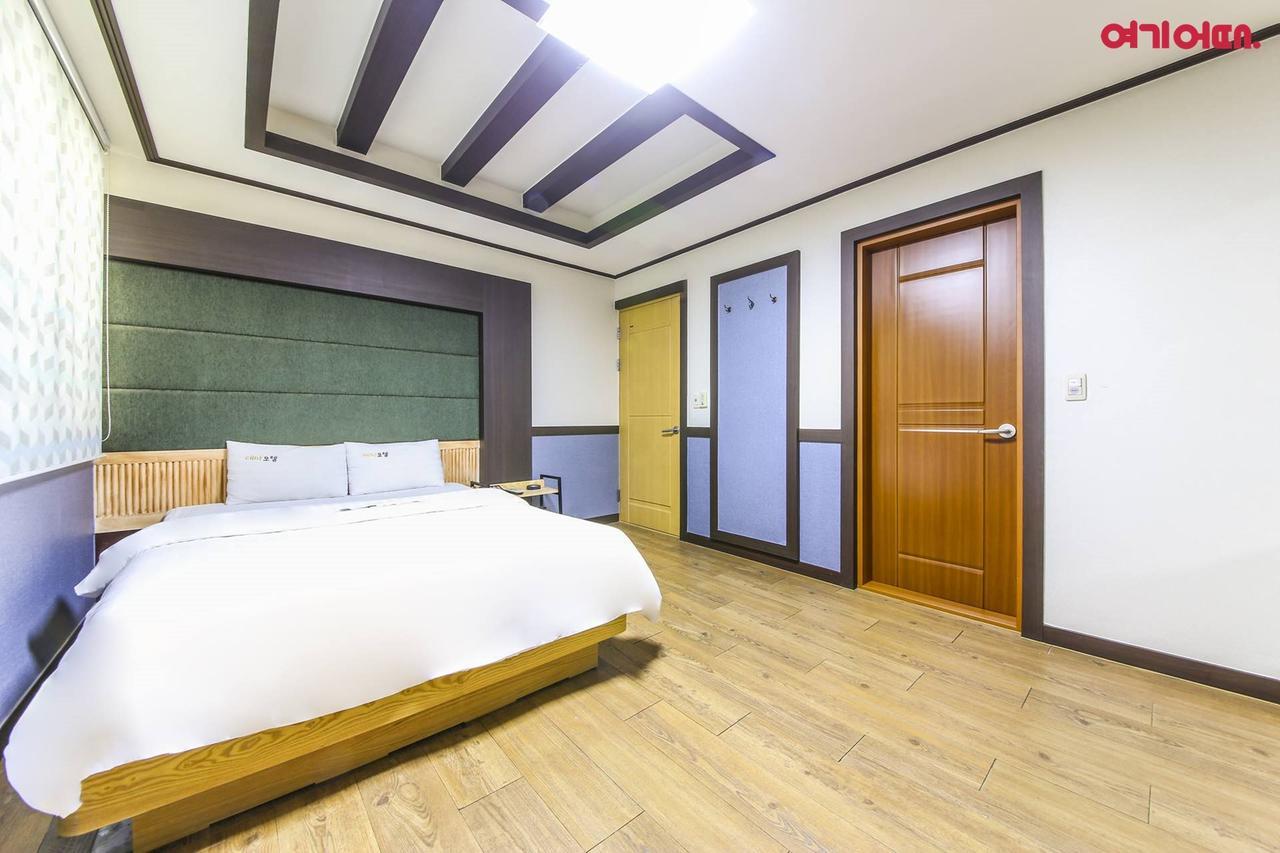 Theme Motel Мокпо Экстерьер фото